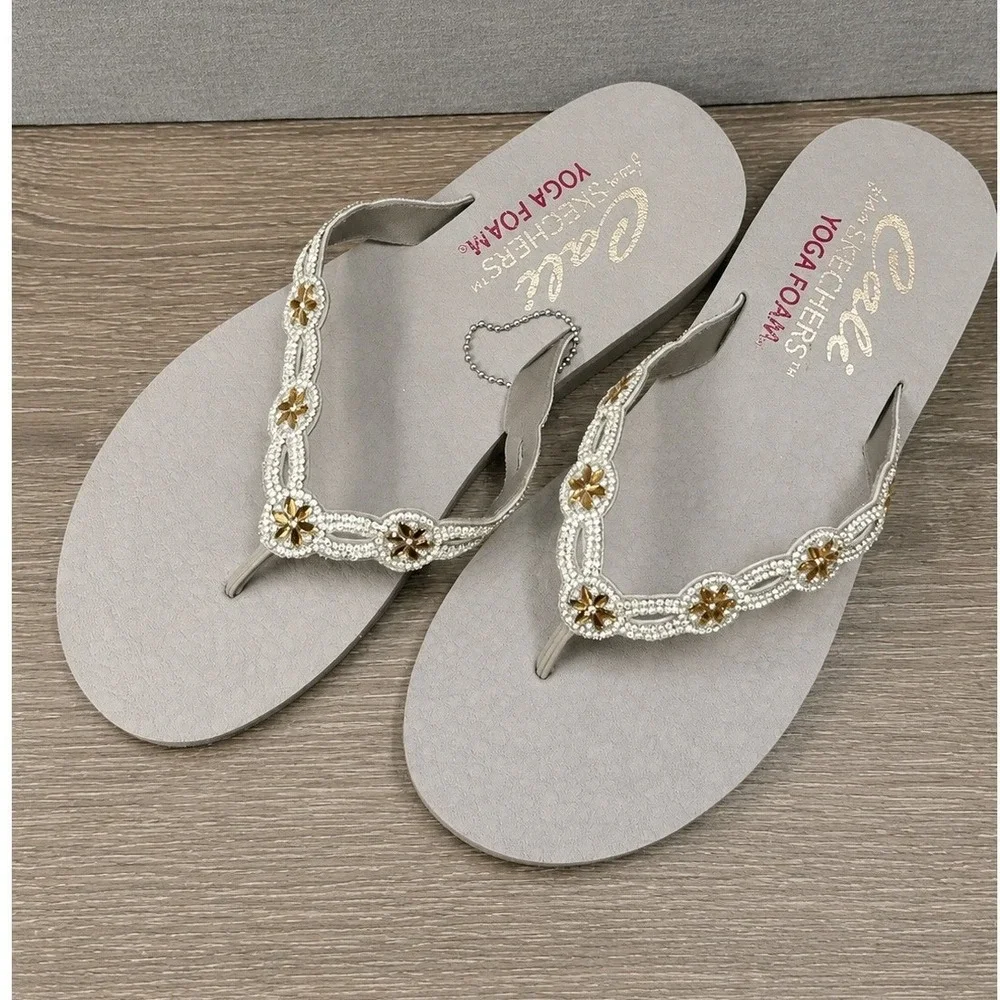 Skechers Cali Yoga Foam Taupe Rhinestone Floral Flip Flop Sandals Womens Size 8 - Picture 2 of 8